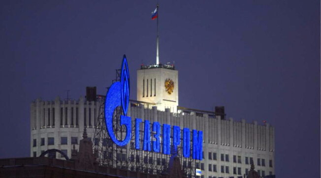 Ucraina, la Uefa interrompe la partnership con la russa Gazprom