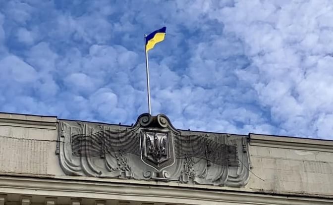 Bandiera ucraina a Kherson liberata