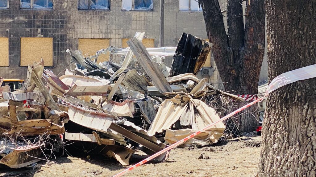 Rovine del Ospedale Ohmatdyt, Kyiv, 11 luglio 2024. (c) Marina Sorina